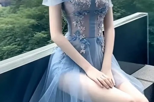 原来她早已结婚丈夫是国家一级演员如今定居上海被家人宠成宝