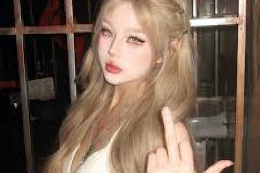 内娱大瓜！顶流隐婚生娃？原配是素人线索直指圈内某位男神